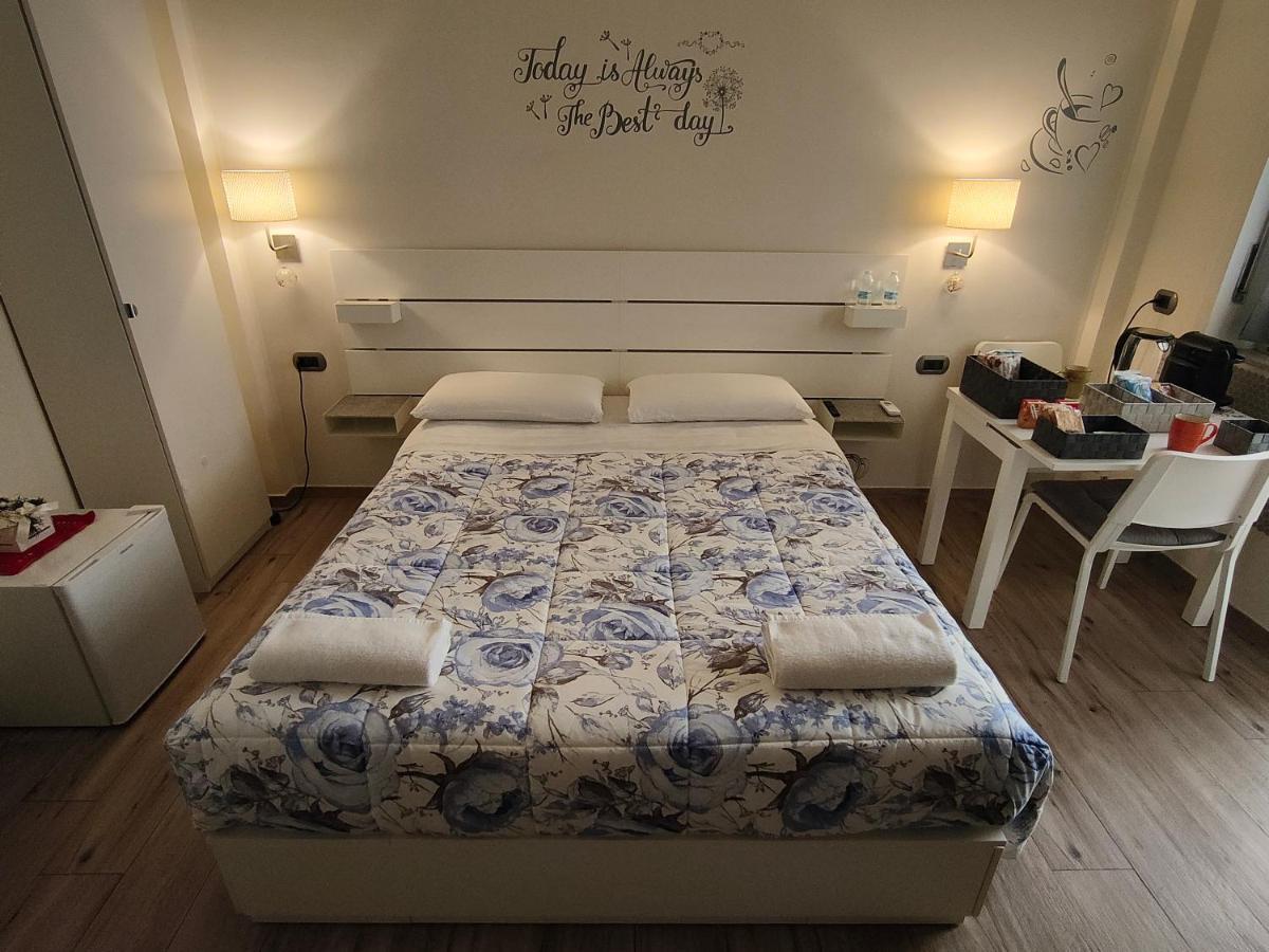 סלרנו Blue Rose Private Room מראה חיצוני תמונה